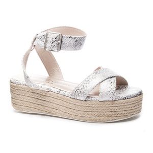 Zala Snakeskin Platform Sandals never worn. 7.5